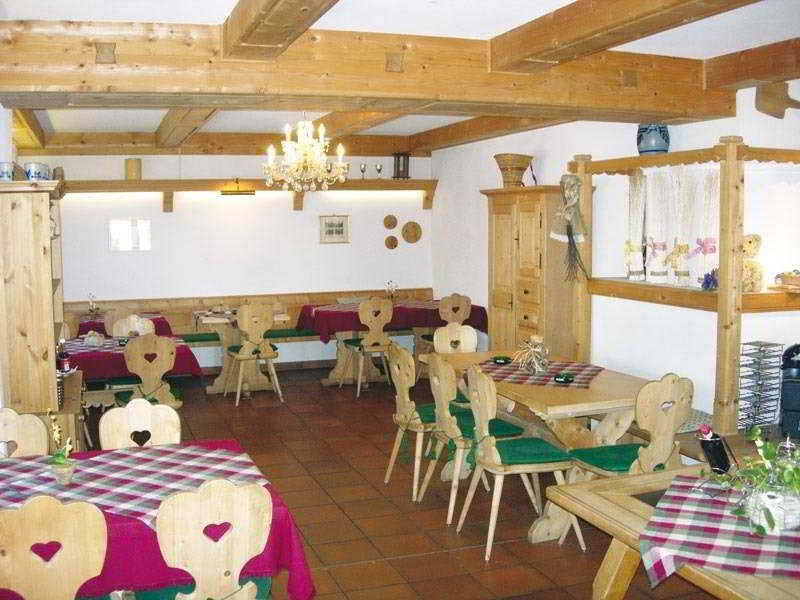 Hotel Madrisajoch Saint Antonien Ресторан фото