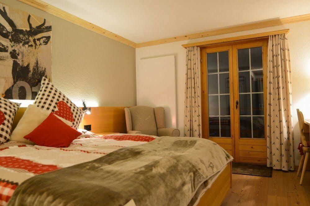 Hotel Madrisajoch Saint Antonien Екстер'єр фото